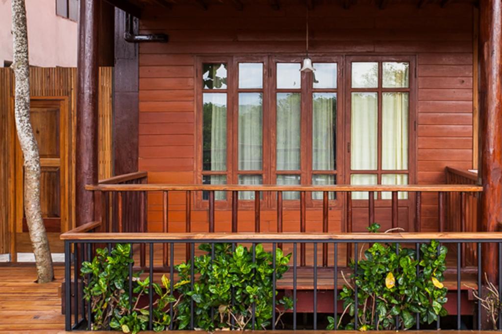 Riverhouse-The Teak House 迈萨良 外观 照片