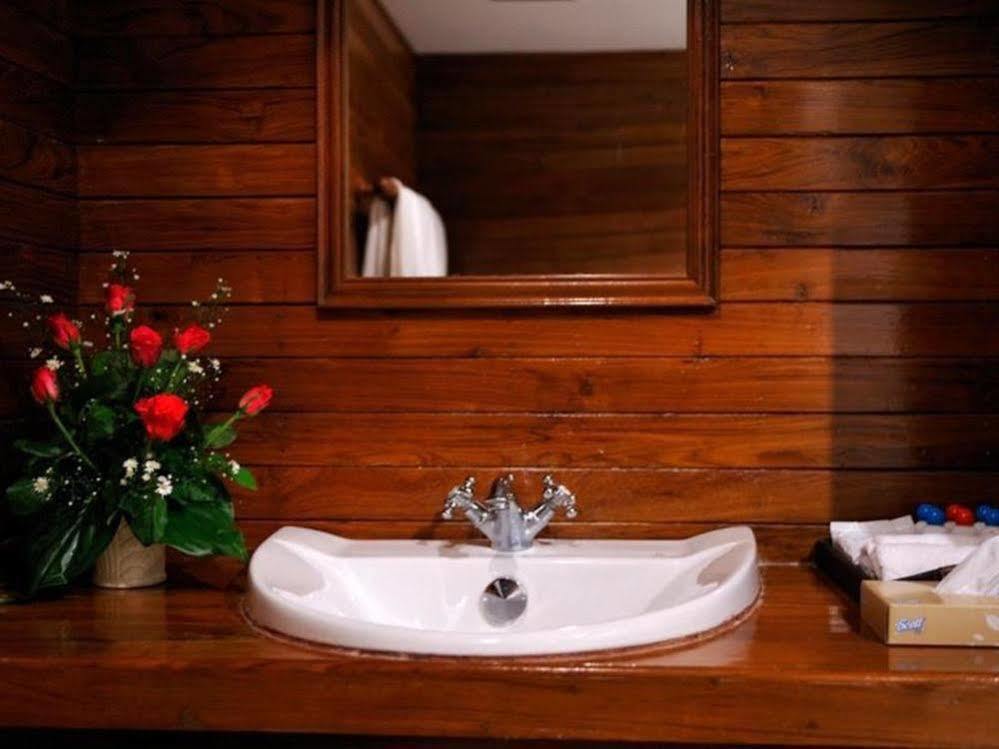 Riverhouse-The Teak House 迈萨良 外观 照片